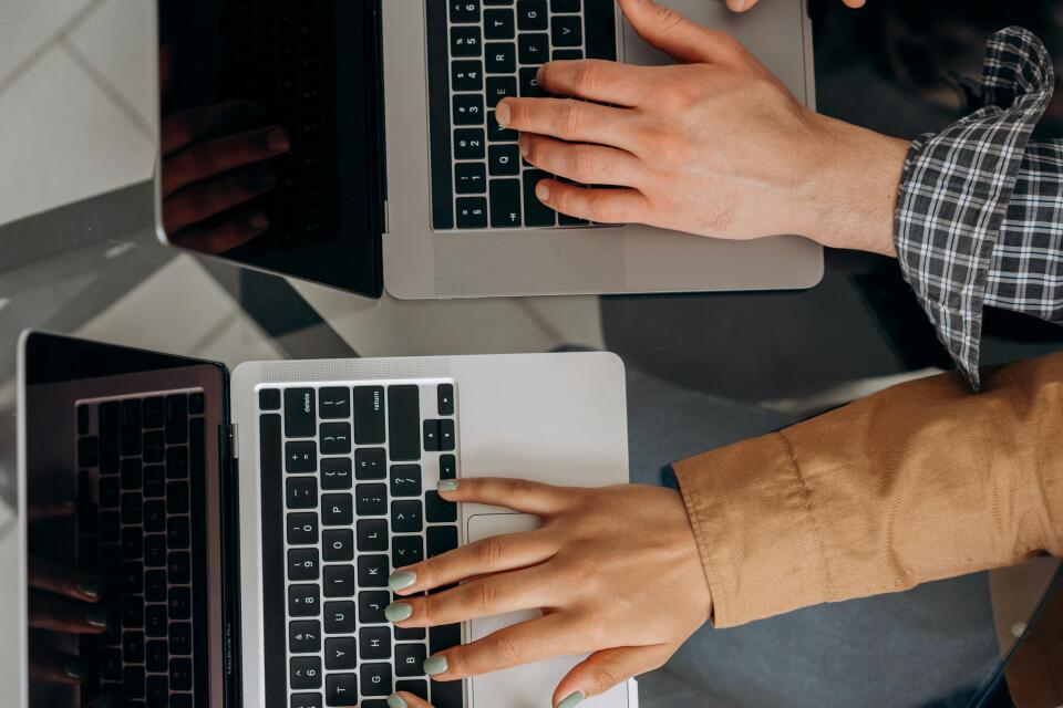 SMS-маркетинг для B2B: особливості та успішні кейси